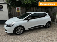 Renault Clio - 0.9 TCE NIGHTenDAY