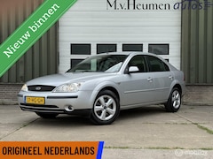 Ford Mondeo - 1.8-16V Trend Airco Trekhaak Nieuwe APK en Beurt ORG. NED