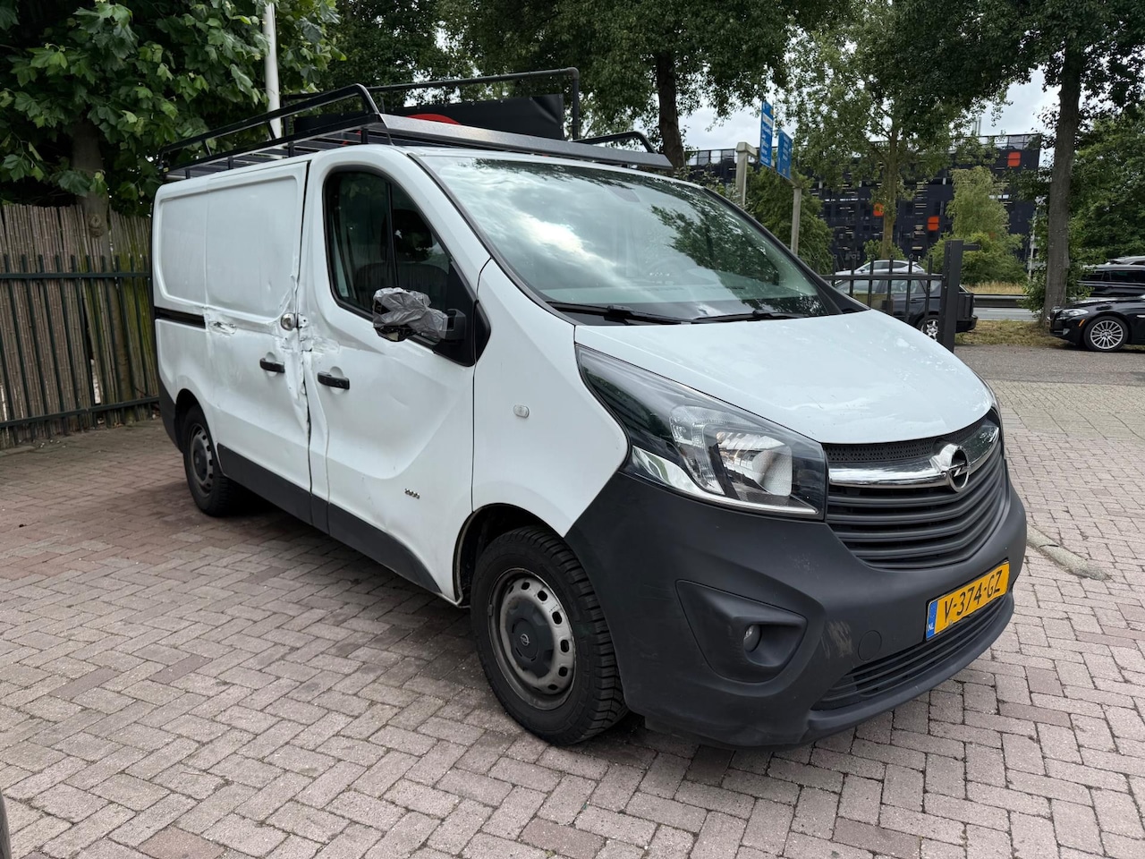 Opel Vivaro - 1.6 CDTI L1H1 Sport EcoFlex Airco 4390NETTO Rijdbare Schade - AutoWereld.nl