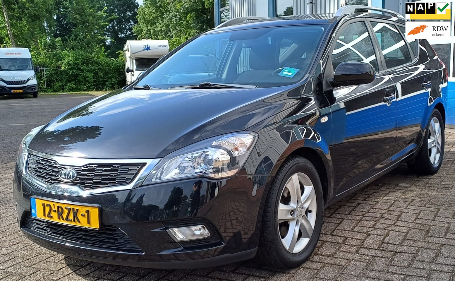 Kia Cee'd Sporty Wagon - 1.4 CVVT Navigator Plus Pack 1.4 CVVT Navigator Plus Pack - AutoWereld.nl