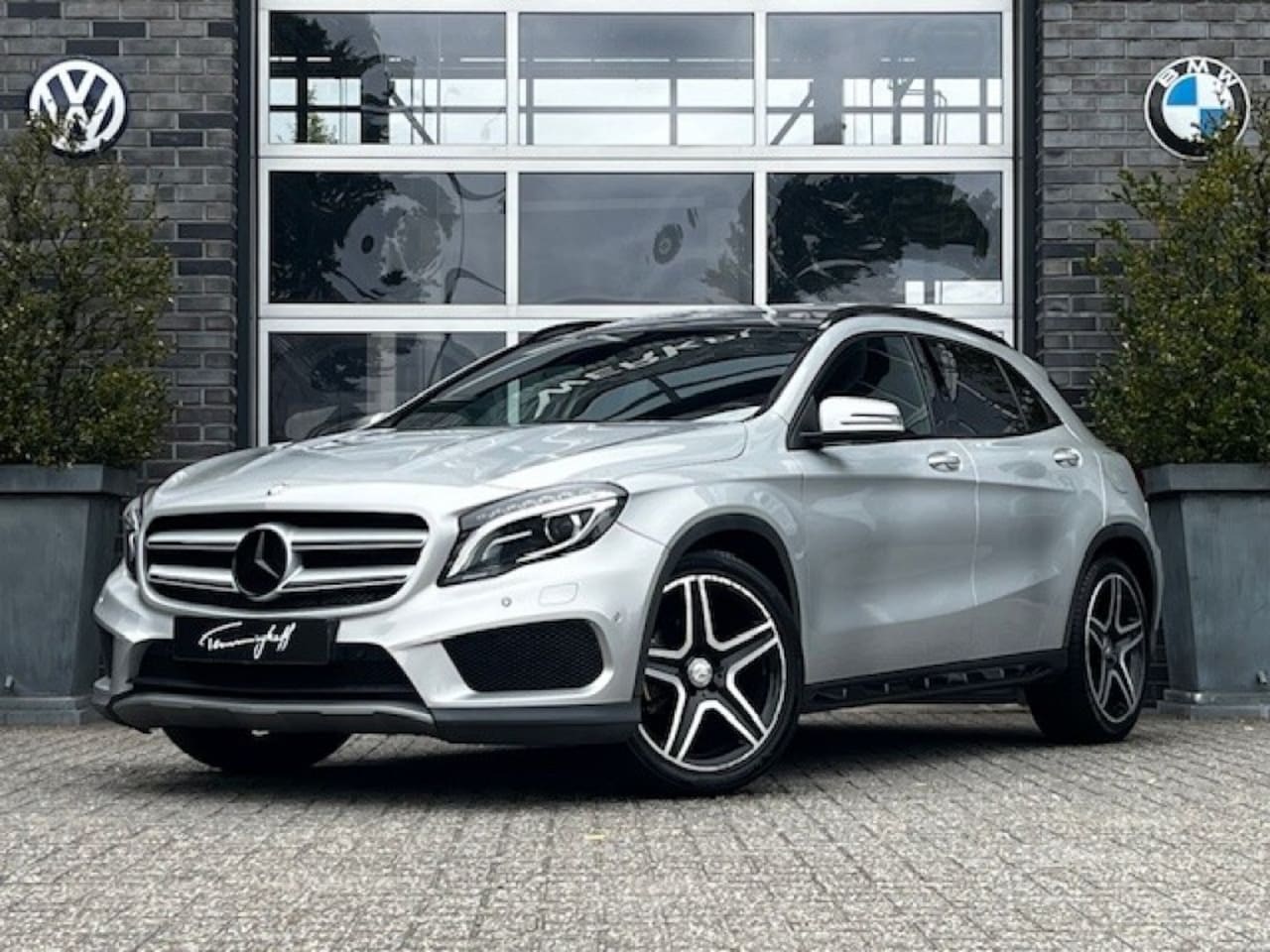 Mercedes-Benz GLA-Klasse - 200 AUT. AMG - LEDER -  PANO - NAVI - ORG. NL - AutoWereld.nl