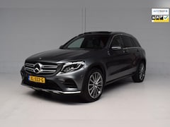 Mercedes-Benz GLC-klasse - 250 4MATIC AMG Premium Plus PANORAMADAK / CAMERA / LEER / TREKHAAK / 19INCH