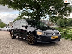 Volkswagen Golf - 1.2 TSI Highline | DSG + ACC + Navi Nu € 9.975,