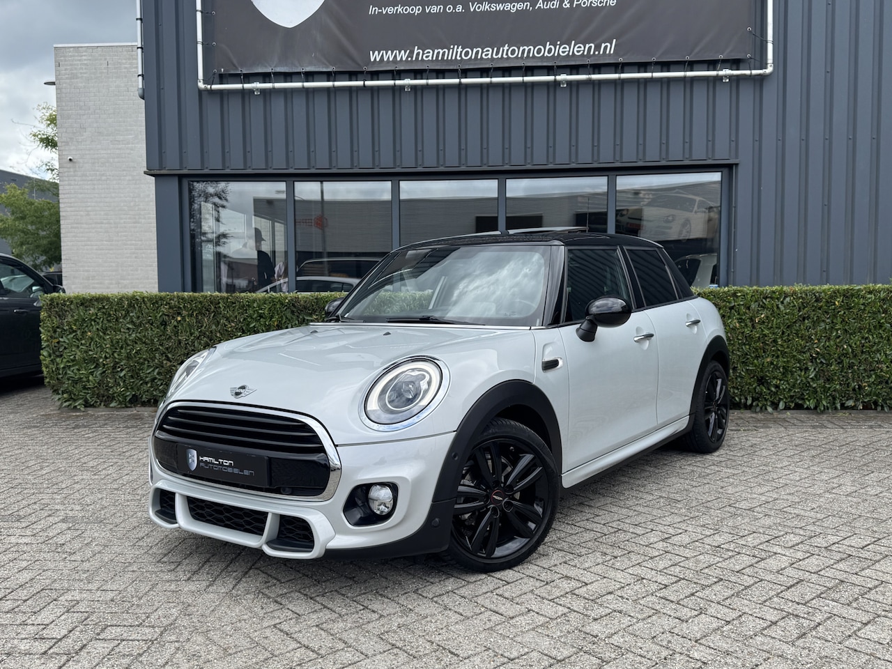 MINI Cooper - Mini 1.5 136pk Aut. Chili Serious Business John Cooper Works pakket Panoramadak Navi 96dkm - AutoWereld.nl