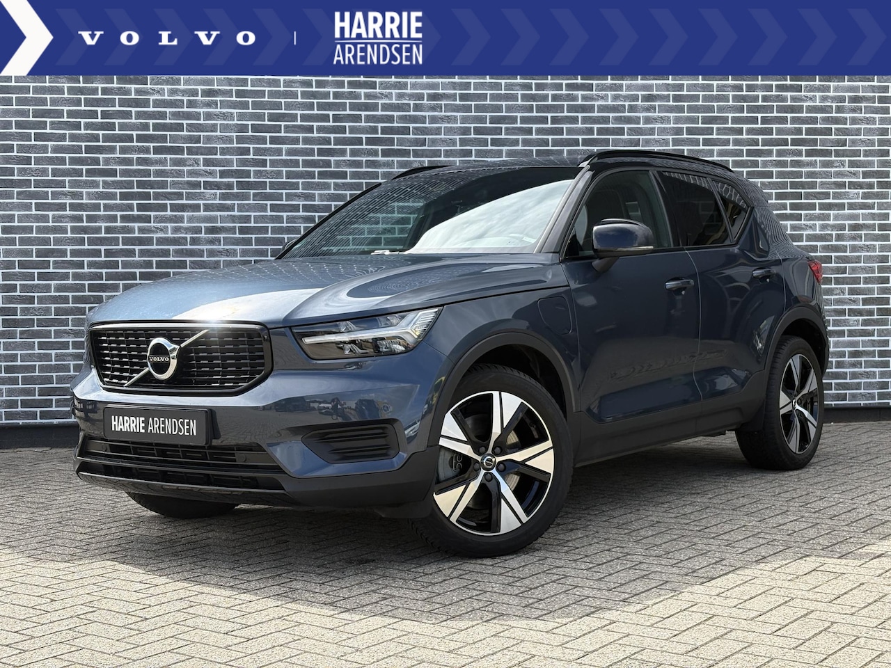 Volvo XC40 - 1.5 T4 Recharge R-Design | Harman Kardon audio | Stoel / stuurwielverwarming | Extra getin - AutoWereld.nl