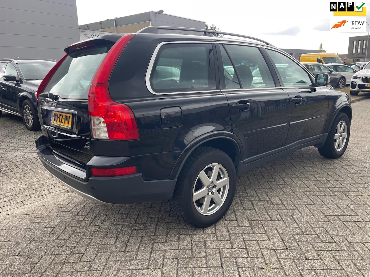 Volvo XC90 - 3.2 Momentum 7p Garantie eerste eigenaar - AutoWereld.nl