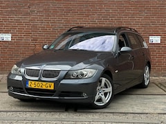 BMW 3-serie Touring - 325i Dynamic Exec. |Clima |PanoramaDak |CruiseC |