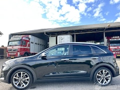 Kia Niro - 1.6 GDi Hybrid 6-traps aut Executivel - schuifdak - nap - leer - stoelkoeling - stuurverw