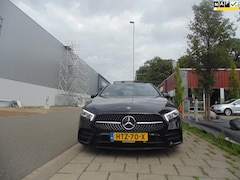 Mercedes-Benz A-klasse - 200 d Premium Plus NAVI PANO LEER 62000 KM