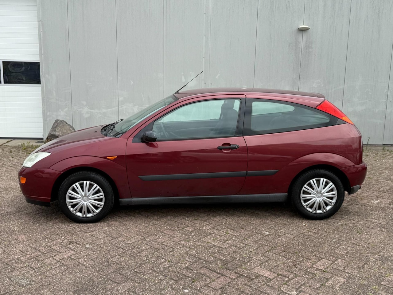 Ford Focus - 1.4-16V Trend 1.4-16V Trend - AutoWereld.nl