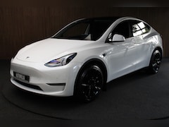 Tesla Model Y - Long Range Dual Motor AWD 514pk Afn. trekhaak Navi Camera Leer Warmtepomp ACC Autopilot PD