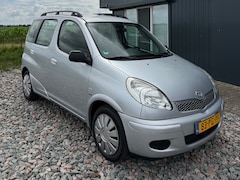 Toyota Yaris Verso - 1.3 VVT-i Sol