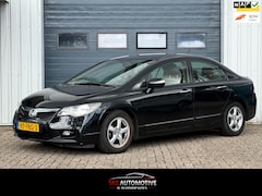 Honda Civic - 1.3 Hybrid Elegance AUTOMAAT / LEER / CRUISE