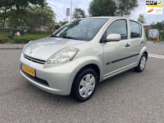 Daihatsu Sirion 2 - 1.3-16V Comfort / automaat / airco / pdc / elek.ramen / deurvergrendeling / nap…