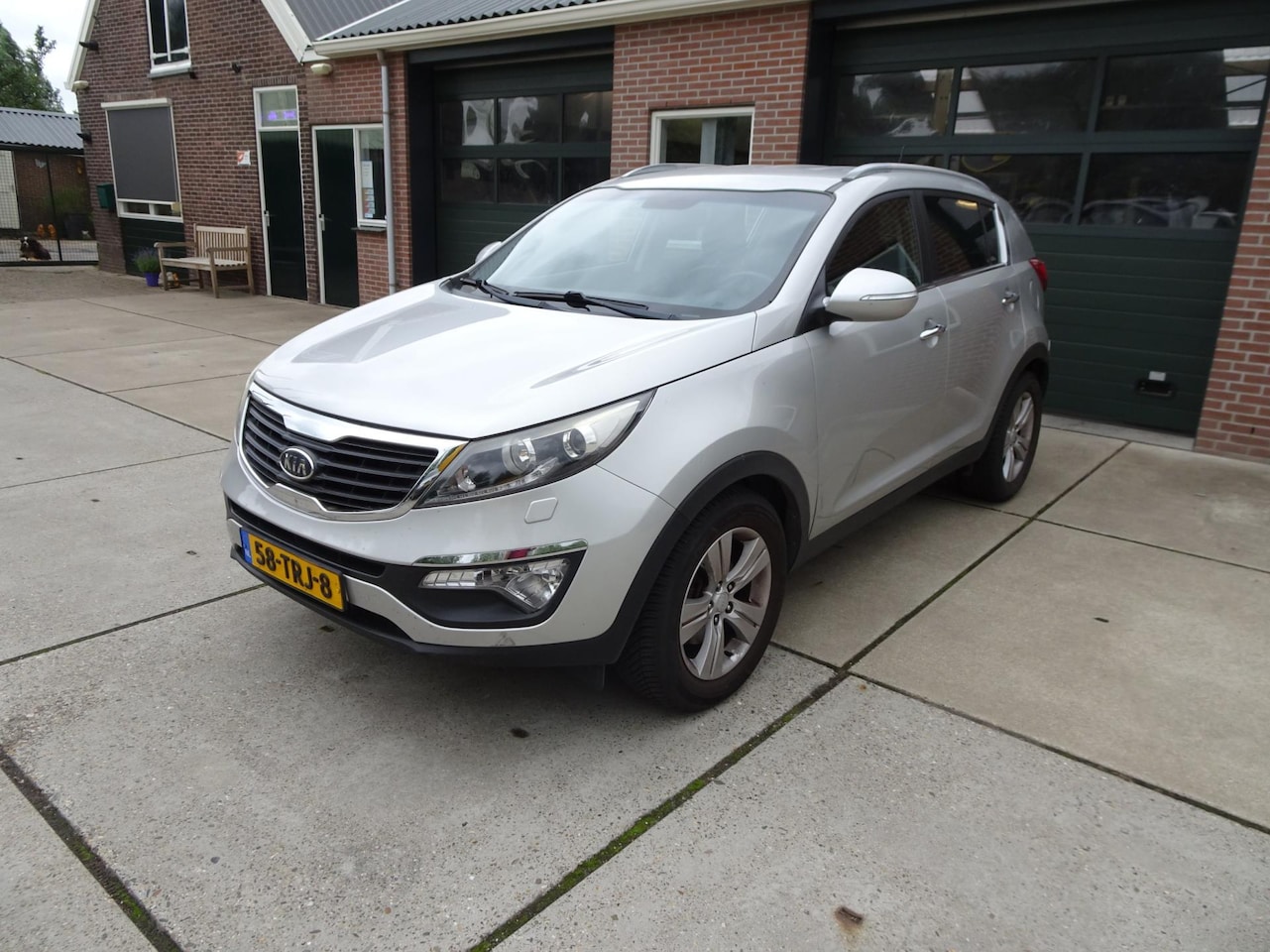 Kia Sportage - 1.6 GDI ISG X-clusive 1.6 GDI ISG X-clusive - AutoWereld.nl