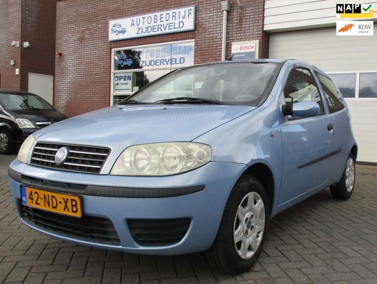 Fiat Punto - 1.4-16V Dynamic 1.4-16V Dynamic - AutoWereld.nl