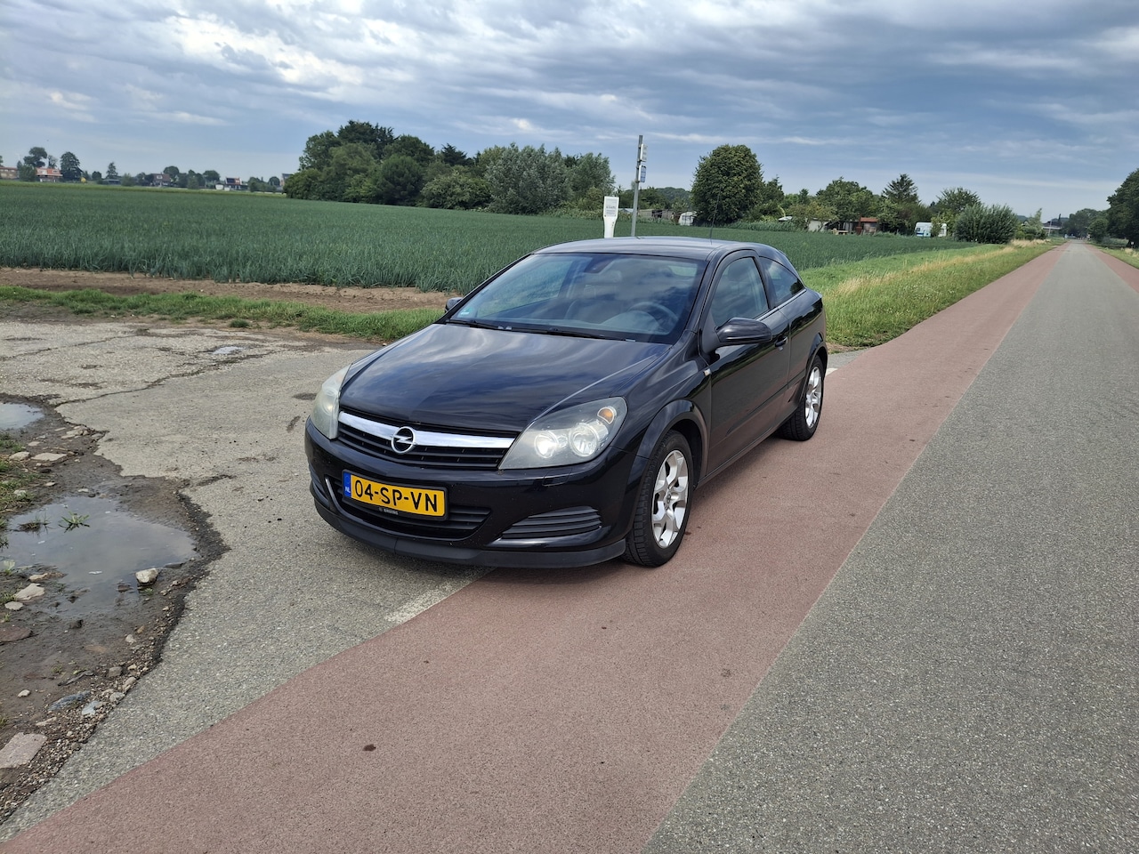 Opel Astra GTC - 1.6 Edition - AutoWereld.nl