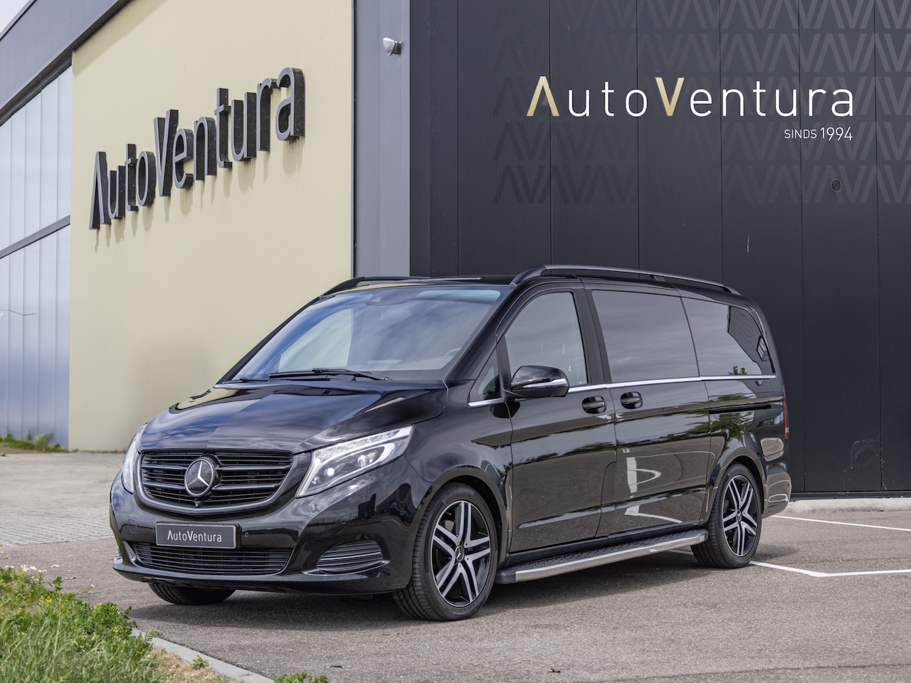 Mercedes-Benz V-klasse - 250 BlueTEC Lang Avantgarde Edition Lux uitgevoerd l Stoelkoeling l Tv's l Gordijnen l Ele - AutoWereld.nl