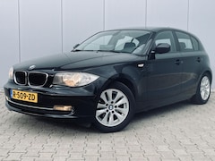 BMW 1-serie - 116i, Apple Carplay, Airco, Cruise, Stoelverwarming