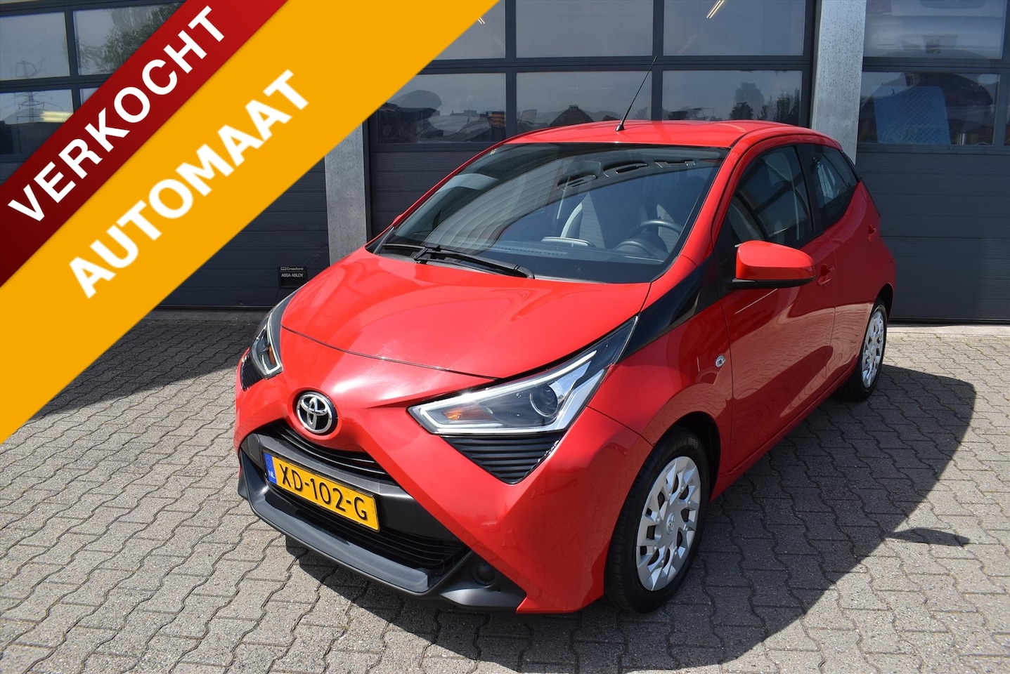 Toyota Aygo - 1.0 VVT-i x-play 1.0 VVT-i 69pk X-Play - AutoWereld.nl