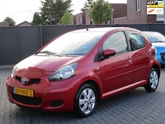 Toyota Aygo - 1.0-12V Aspiration Red Leer Airco Pdc