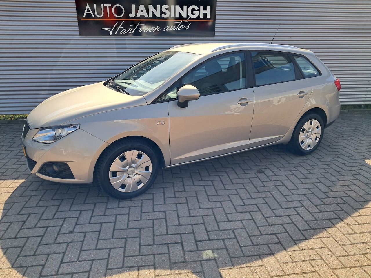 SEAT Ibiza ST - 1.2 Reference | Airco | Cruise control | Super nette auto!! | Dealer onderhouden | RIJKLAA - AutoWereld.nl