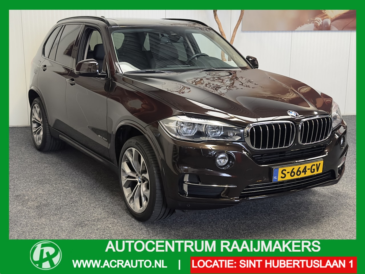 BMW X5 - xDrive40e IPerformance LUCHTVERING PANORAMADAK SPORTSTOELEN HUD 360 CAMERA NAVIGATIE 20 IN - AutoWereld.nl