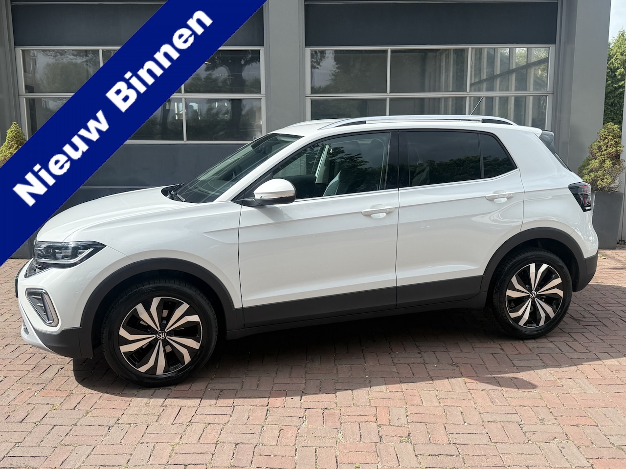 Volkswagen T-Cross - 1.0 TSI Style 2024 Cv,Stoelverwarming automaat,16Inch,Cruise,Lmv Garantie !! - AutoWereld.nl