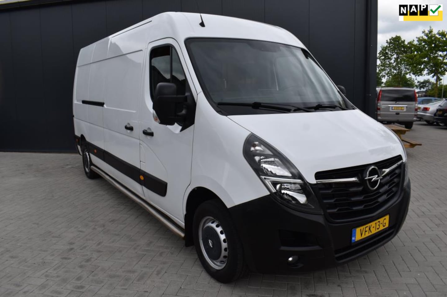 Opel Movano - 2.3 Turbo L3H2 |1E EIG|NAP!|PARKEERSENSOREN| - AutoWereld.nl