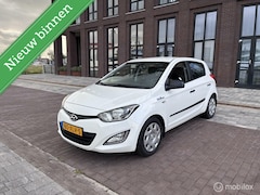 Hyundai i20 - 1.2i i-Drive Led Airco