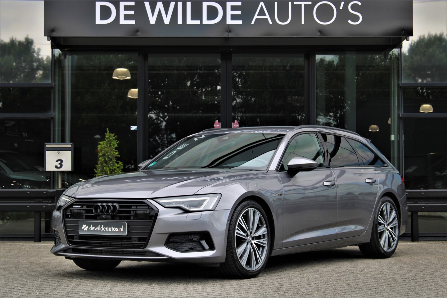 Audi A6 Avant - 45 TFSI quattro S-line B&O Trekhaak Leer Memory ACC 360-camera - AutoWereld.nl