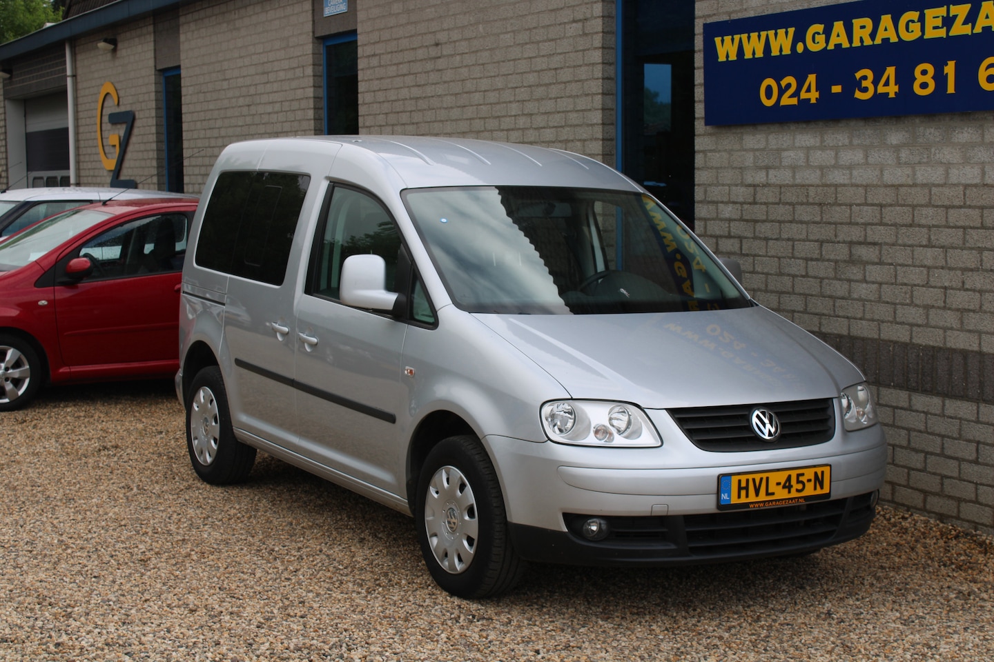 Volkswagen Caddy - 1.6 Comfortline 5p. airco trekh. 2 schuifdeuren - AutoWereld.nl