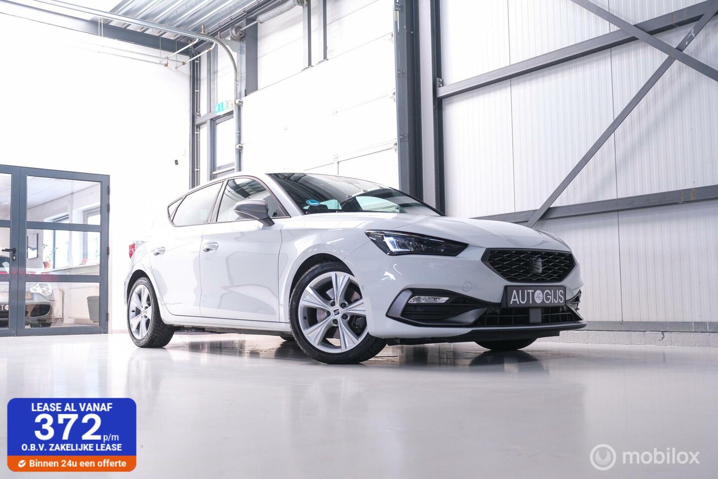 SEAT Leon - 1.4 TSI eHybrid PHEV FR Business Intense | Camera | Stoel & stuurwiel verwarming | ACC | L - AutoWereld.nl