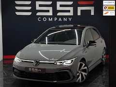 Volkswagen Golf - 1.5 eTSI R-Line Harman Pano IQ Camera ACC
