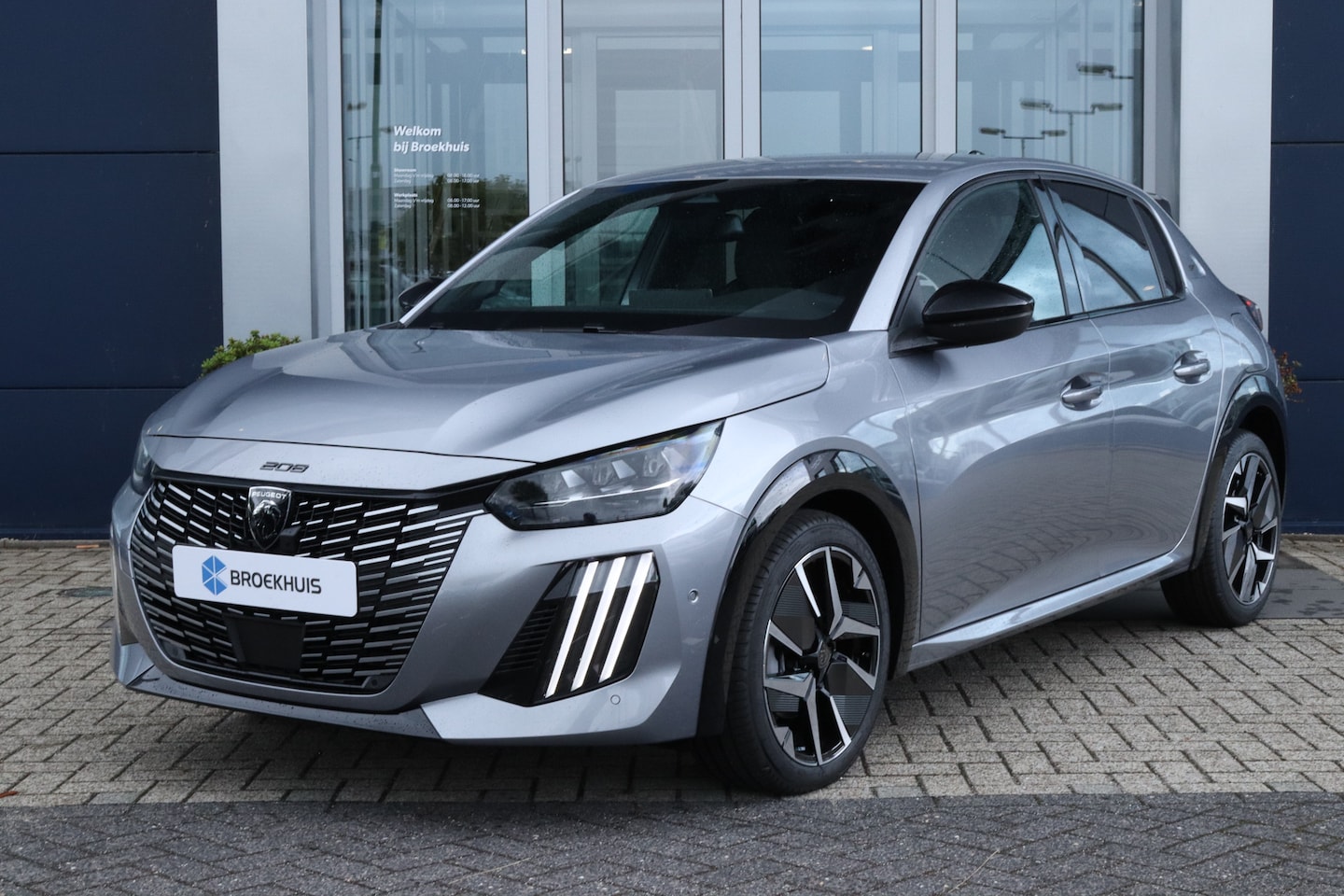Peugeot 208 - Hybrid 145 e-DCS6 GT | Adaptieve Cruise | Camera voor/achter | Navi | Keyless | Carplay | - AutoWereld.nl