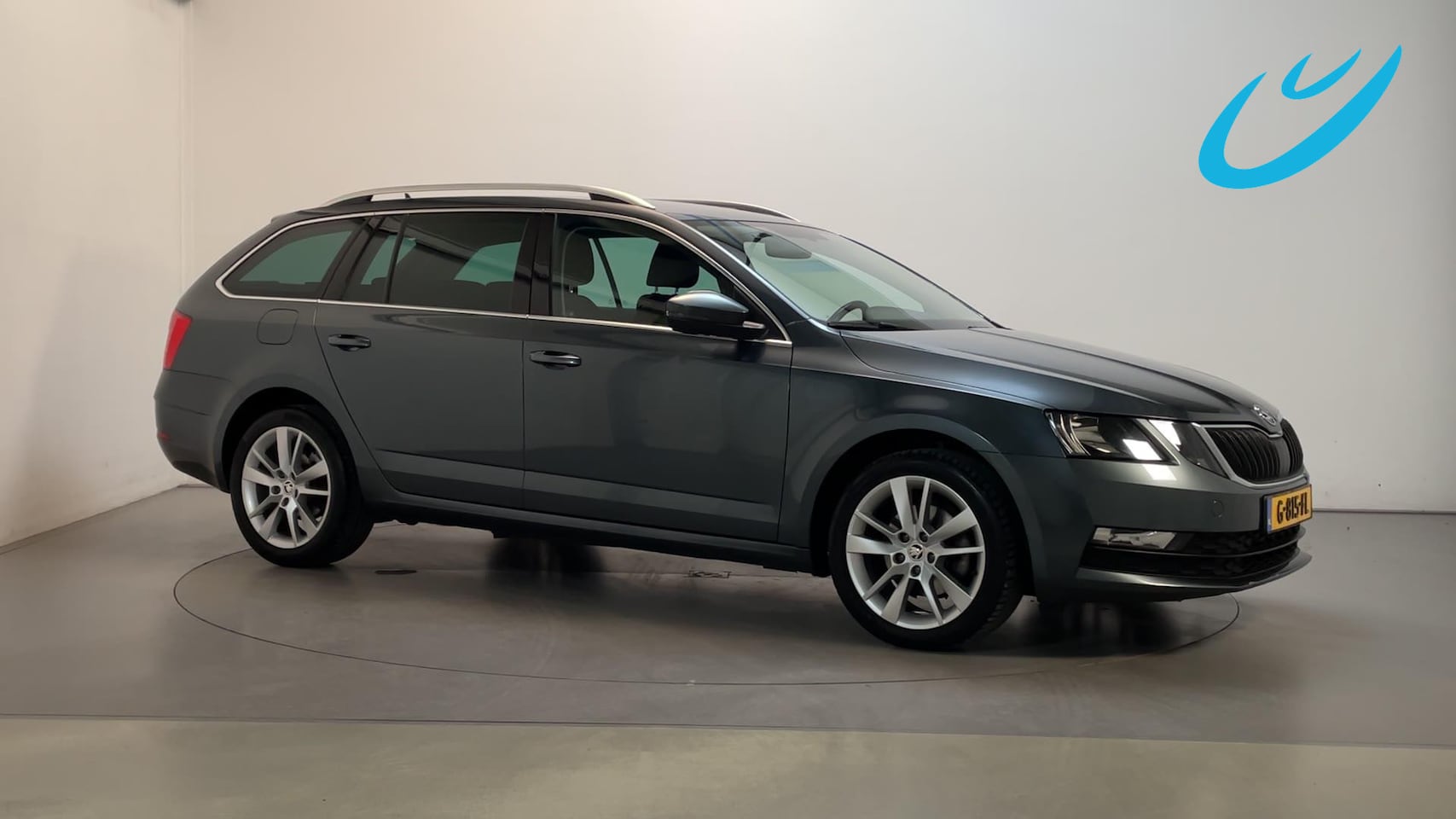 Skoda Octavia Combi - 1.0 TSI Greentech Business Edition Navigatie Parkeersensoren App-Connect - AutoWereld.nl