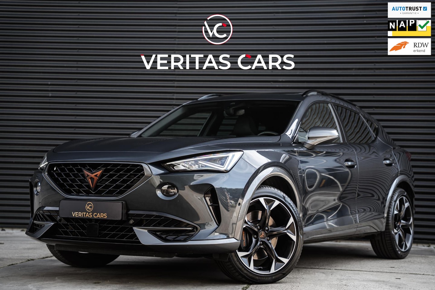 CUPRA Formentor - 2.0 TSI 4DRIVE 310PK |BTW Auto|Pano|Camera|Kuipstoelen|CarPlay|Drive Mode e.o. - AutoWereld.nl