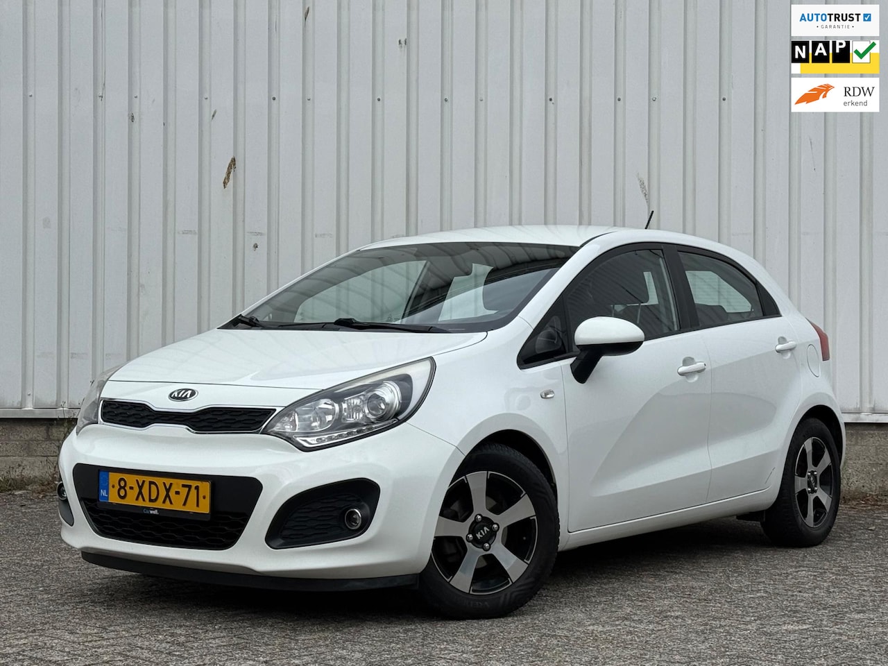 Kia Rio - 1.2 CVVT BusinessLine Airco,CruiceControle,Bleutooth,ElektrischeRamen,5Deurs,DealerOnderho - AutoWereld.nl