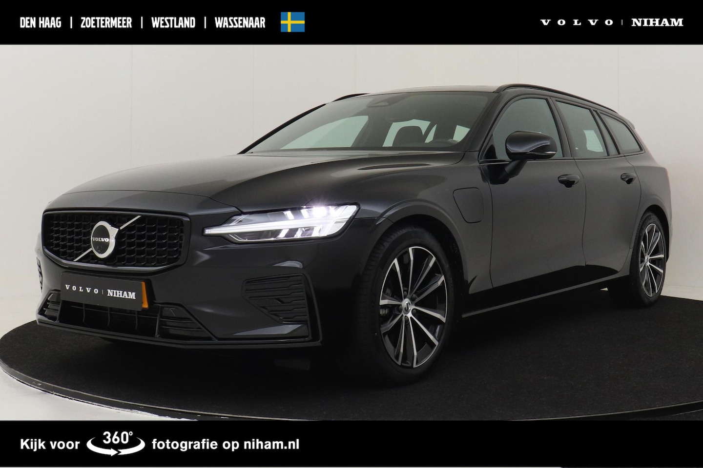 Volvo V60 - T6 PLUG-IN HYBRID AWD PLUS DARK -PANO.DAK|HK-AUDIO|360°CAM|BLIS|TREKHAAK - AutoWereld.nl