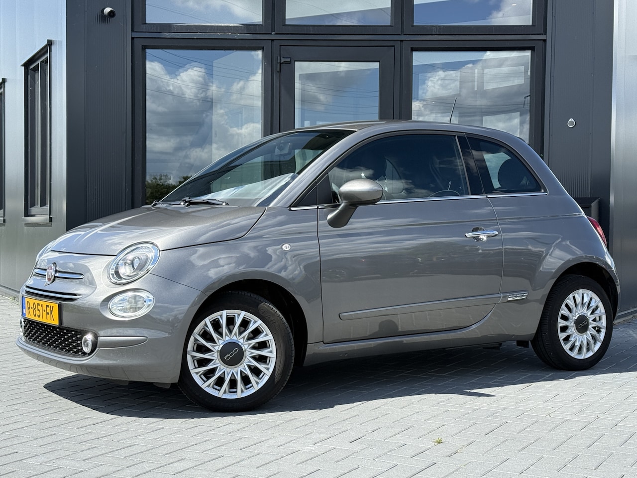 Fiat 500 - 1.2 Young Airco | Cruise | Carplay | PDC | Nwe APK & OH - AutoWereld.nl