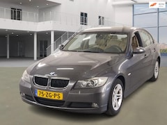 BMW 3-serie - 318i Business Line NAVI LEDER PSENSOR CRUISE 2 X SLEUTELS
