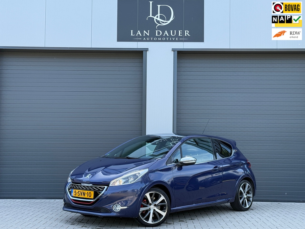 Peugeot 208 - 1.6 THP GTi / Panoramadak / Speciale Kleur / NAP - AutoWereld.nl