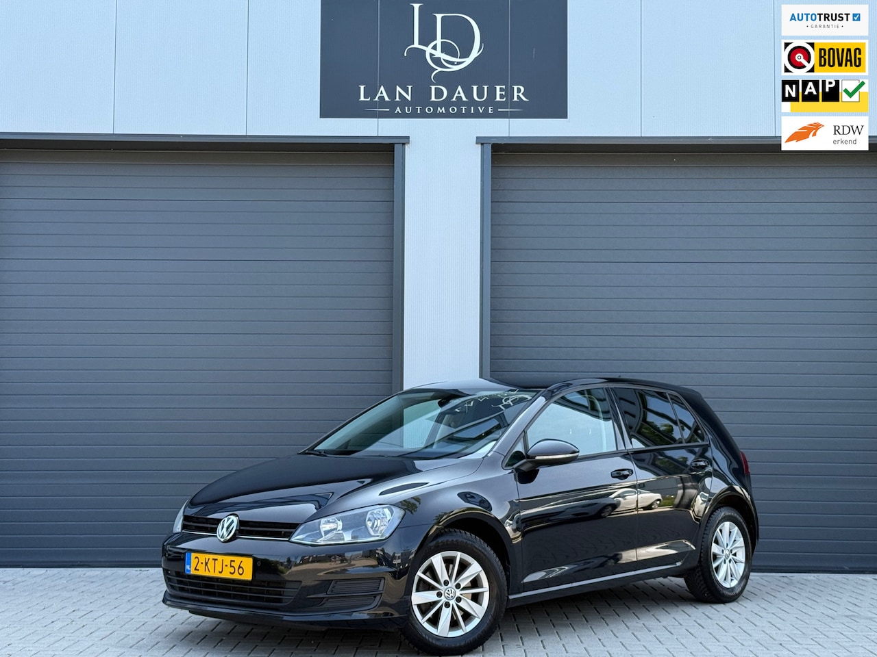 Volkswagen Golf - 1.6 TDI Comfortline / 1e Eigenaar / NAP / - AutoWereld.nl