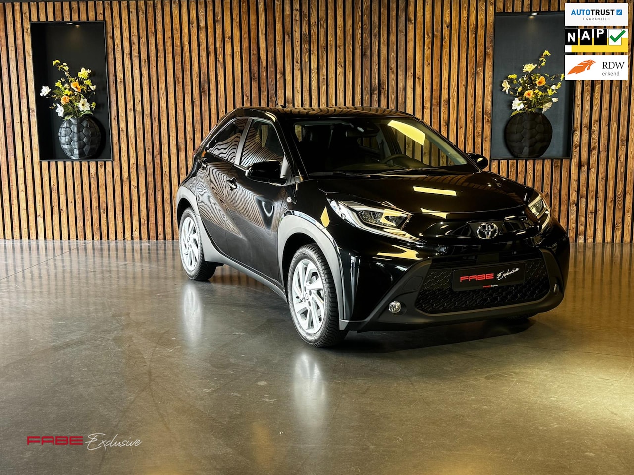 Toyota Aygo X - 1.0 VVT-i S-CVT Envy/AUTOMAAT/CAMERA/STOELVERWARMING/CARPLAY - AutoWereld.nl