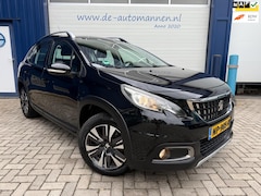 Peugeot 2008 - 1.2 PureTech 110pk Allure / AIRCO+ECC / NAVI / TREKHAAK / 2e EIGENAAR