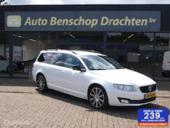 Volvo V70 - AWD 2.4 D5 215 Aut6 Leer Xenon 18Velgen Pdc Mooi