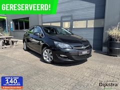 Opel Astra - 1.4 Turbo Blitz Airco/ Cruise Control/ Navigatie/ Trekhaak