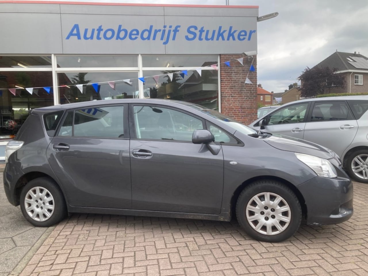 Toyota Verso - 1.8 VVT-i Aspiration 1.8 VVT-i Aspiration - AutoWereld.nl