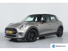 MINI Cooper - 1.5 Business Edition | Automaat | Climate control | Cruise control | Dealer onderhouden |