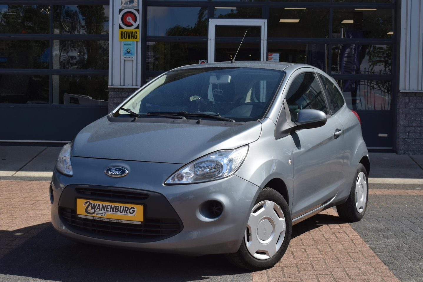 Ford Ka - 1.2 Comfort start/stop Airco Km 132.500!! - AutoWereld.nl